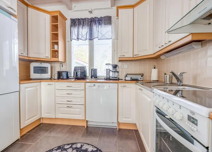 Semesterbostad Taehtisara A - Ulkoporeammeella Lisaemaksullinen *